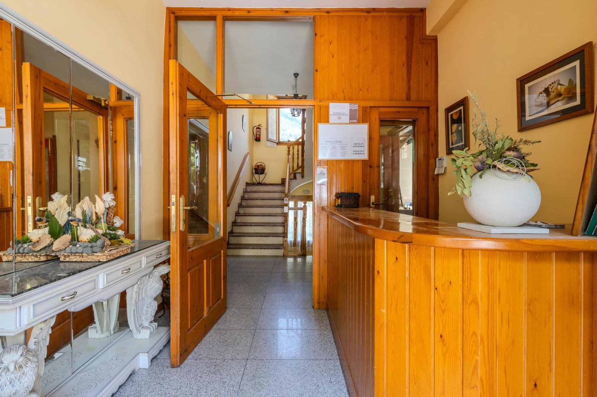 Hostal Panart Б'єльса Екстер'єр фото
